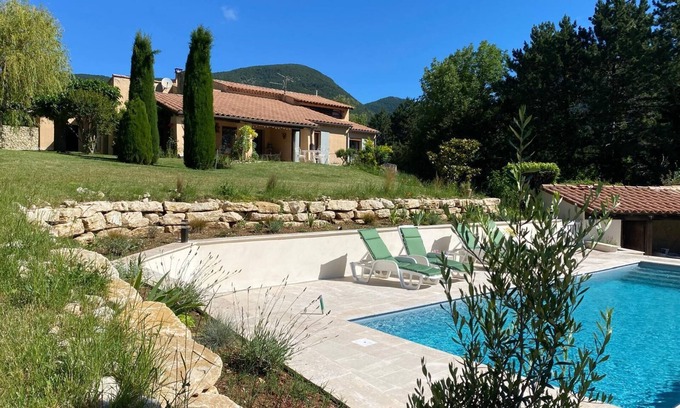 Dieulefit Casa | “Chez Nelly”: Villa with breathtaking view