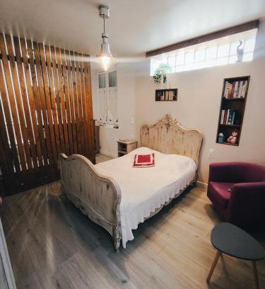 Senas Cama Y Desayuno | Chez Nine, chambre indépendante avec terrasse