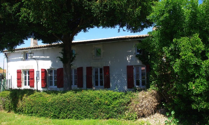 Arces Otro | Chez Sampo: Comfort Plus Peace With Nearby Beaches And Beautiful Countryside