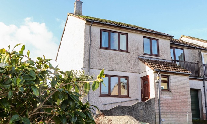 Newlyn Cabaña | CHI AN VRE, pet friendly, country holiday cottage in Newlyn