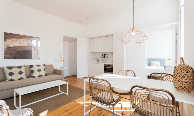 Misericordia Apartamento | Chiado Studio and One-Bedroom Apartment - by LU Holidays