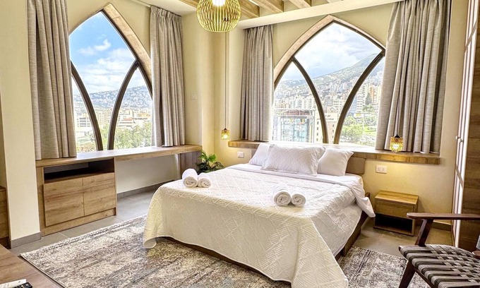 Jounieh Apartamento | Chic 1-bedroom apartment in Jounieh