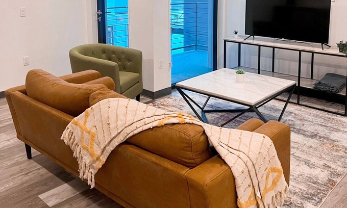 Lincoln Park Apartamento | Chic 1BR Art District Hideout