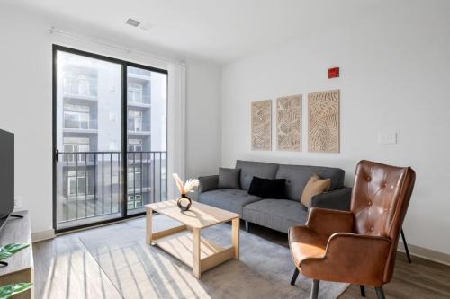 Five Points South Apartamento | Chic 2BR Apartment Prime Downtown Stay
