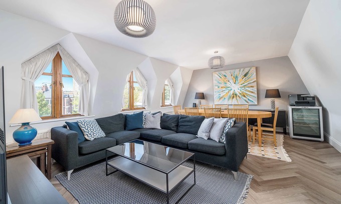 St. Mary's Park Apartamento | Modern and elegant 2-bedrooms apartment