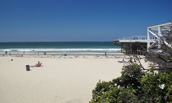 North Pacific Beach Apartamento | Apartment..Steps Chic Beach a la arena ... nuevo ... como un hotel boutique!