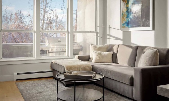 City Park West Casa | Chic City Park Home | Rooftop Deck + Skyline Views