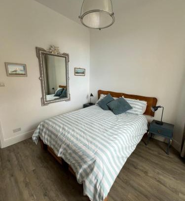 Bexhill-on-Sea Apartamento | Chic Coastal Apartment