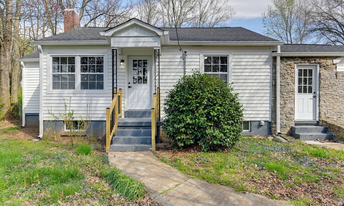 Columbia Casa | Chic Columbia Home < 2 Mi to Historic Square!