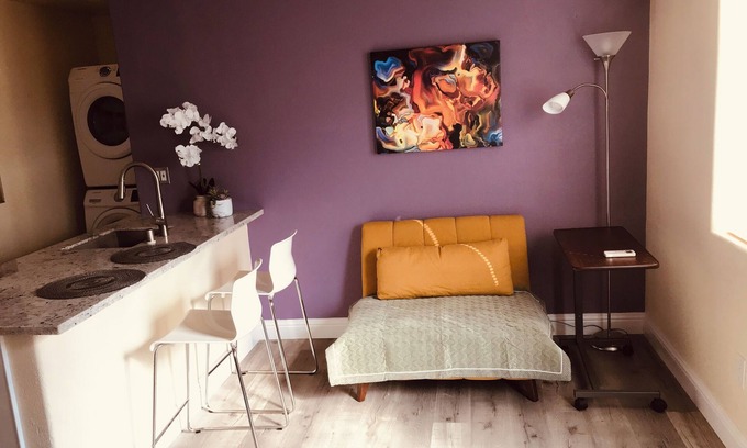 Snail Apartamento | Chic corporate apartment in Sunnyvale near Apple, Microsoft, LinkedIn