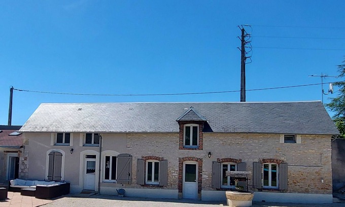 Moulins-sur-Yevre Cabaña | Casa rural chic cerca de Bourges con piscina, clima, WiFi y aparcamiento