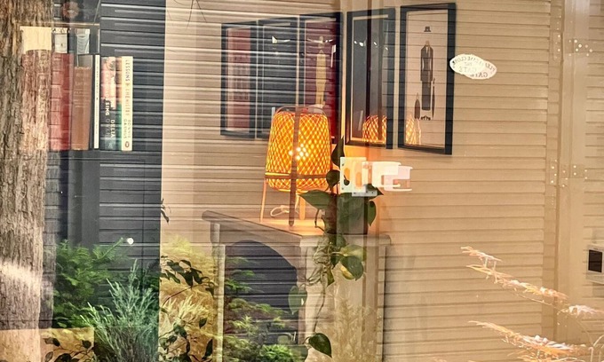 West Hill Apartamento | Chic & Cozy Studio Retreat - Minutes from Wimbledon Tennis