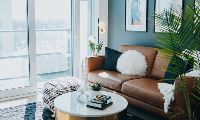 Kitchener Apartamento | Chic Downtown Condo Retreat