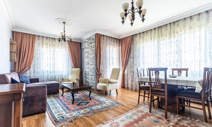 Maltepe Apartamento | Chic Flat w Balcony 15 min to Caddebostan Coast