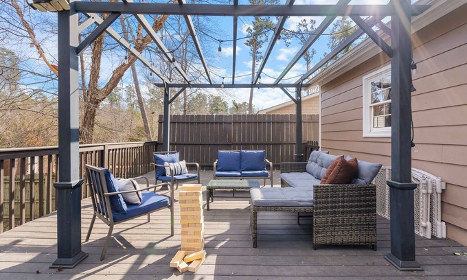 Woodcrest Casa | Chic Haven, Heart of Raleigh w/ Parking