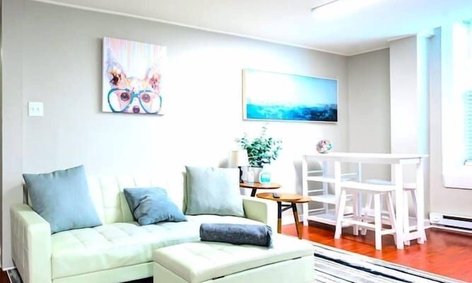 Wilmington Apartamento | Chic Historic apartment- King Bed, Fast WiFi, close to Downtown!