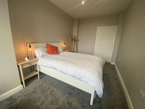 Halifax Casa | Chic Mill conversion beside Piece Hall & Eureka!