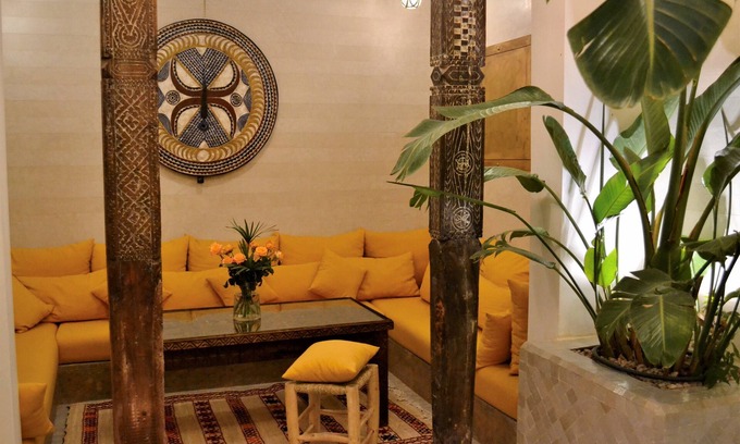 Mechouar-Kasbah Cama Y Desayuno | Chic Moroccan Riad with an indoor pool in the heart of Marrakech Medina, Morocco