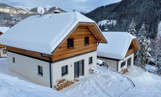 Bad Kleinkirchheim Chalet De Esquí | Chic mountain chalet with sauna near the slopes