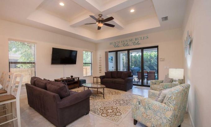 Naples Park Casa | Chic Naples Retreat with Private Heated Pool and Lanai