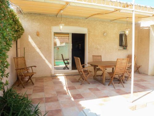 Narbonne Casa | Chic Narbonne Pool Retreat