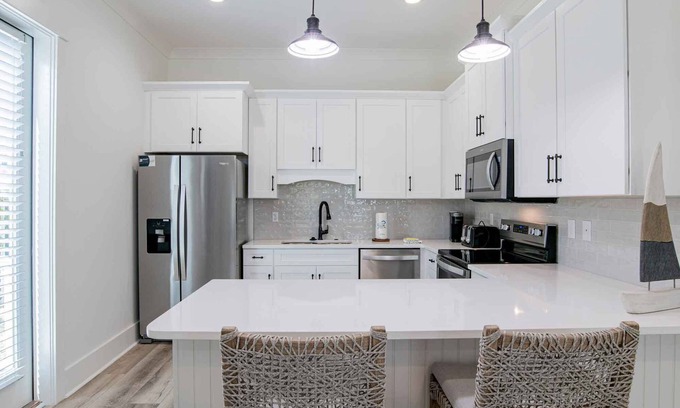 Orange Beach Casa | Chic Orange Beach Home | Access to Two Pools & Easy Beach Access!