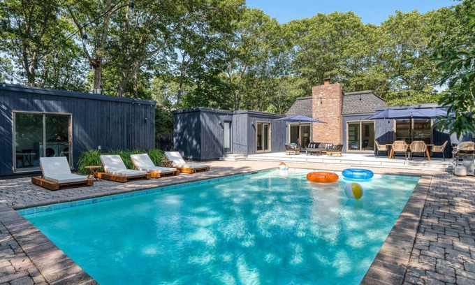 North Sea Casa | Chic Southampton Getaway with Heated Pool & Seamless Indoor-Outdoor Living