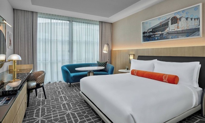 Fort Worth Cultural District Hotel | Chic Space w/ Balcony Near Major Fort Worth Attractions