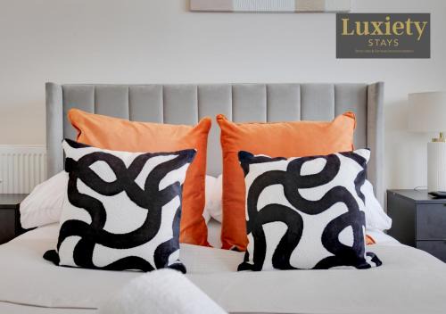Southend-on-Sea Apartamento | Chic & Stylish Studio City Centre Nr High St by Luxiety Stays