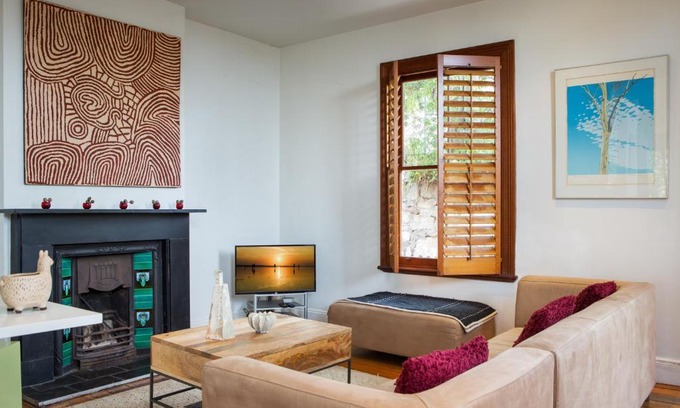 Balmain East Apartamento | Chic Two-storey Cottage with Darling Harbour Views