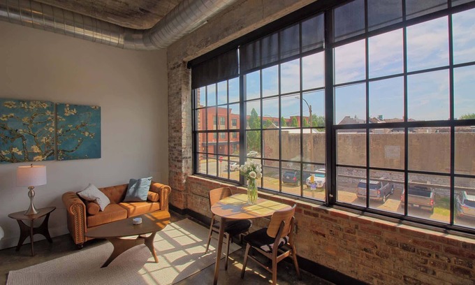 Midtown Hotel | Chic Ultramodern Studio Loft w/Designer Features