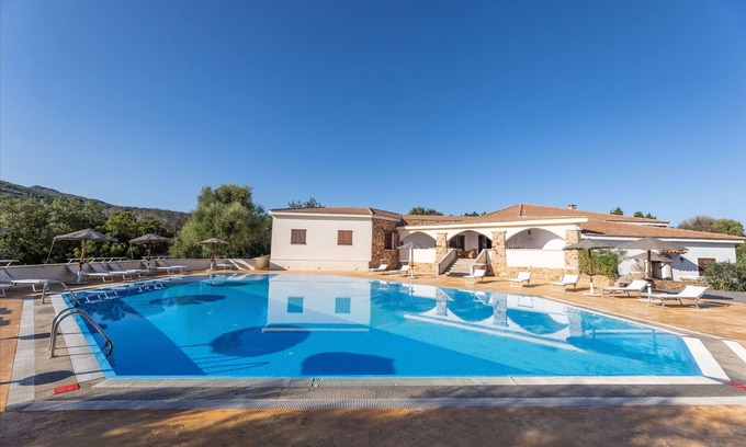 Golfo di Marinella Apartamento | Chic Villa Antonina Studio No2164