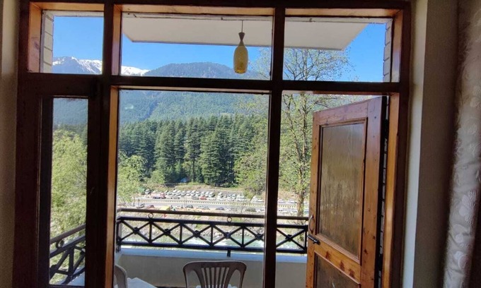 Aleo Hotel | Chichoga Holiday Inn Manali