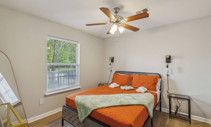 Westover Apartamento | Chick Retreat With Fayetteville Charm (cb)