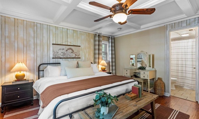 Lookout Mountain Cabaña | Chickamauga Suite on Lookout Mountain