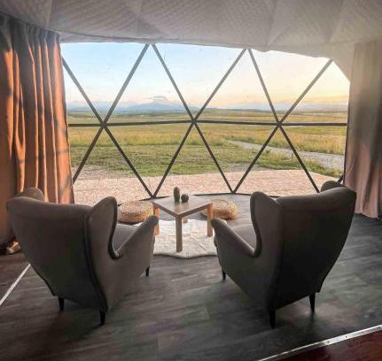 Cardston County Otro | Chief Mountain Cabins