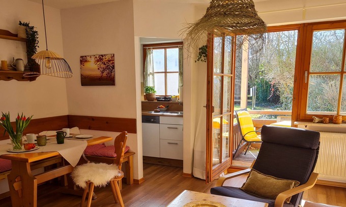 Arlaching Apartamento | Chiemseetraum, im Erdgeschoss mit Seeblick, 1-2 Personen, 36 qm