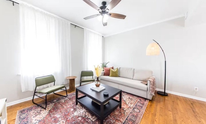 Soulard Apartamento | Chill Soulard Condo Across from Duke's