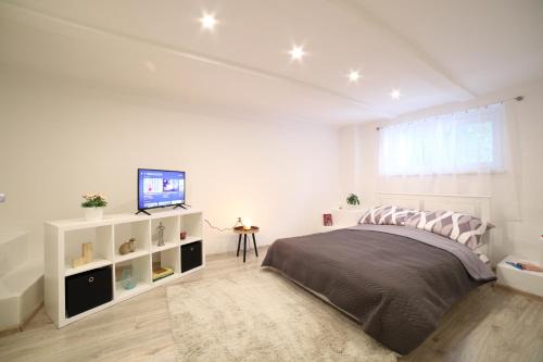 Palmovka Apartamento | Chill Vibes Netflix, PS5 & Free Parking!