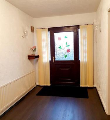 Tamworth Apartamento | Chimes-Company & Family Stay, 2 Bedroom House + Free parking