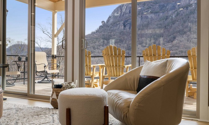 Chimney Rock Casa | Chimney Rock on Stilts By CM | Epic Views, Hot Tub & Dogs Welcome!