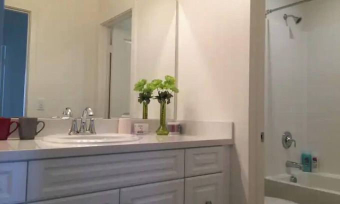 Chino Casa | Chino Beautiful 4 Bedroom Home-奇诺新高端4房3衛别墅整租