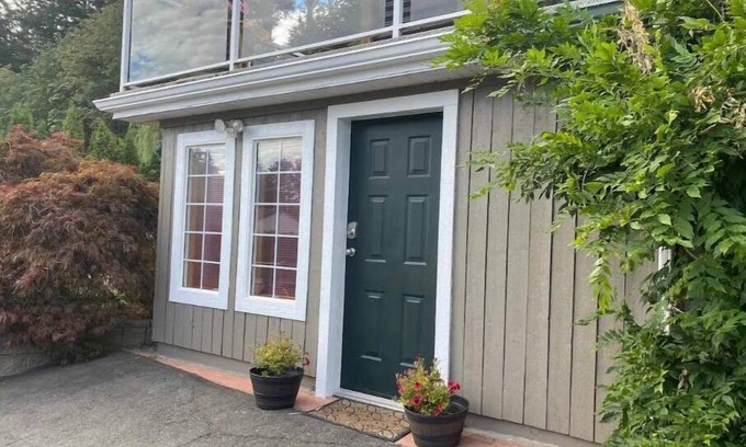 Campbell River Cabaña | Chinook Cottage H591005337