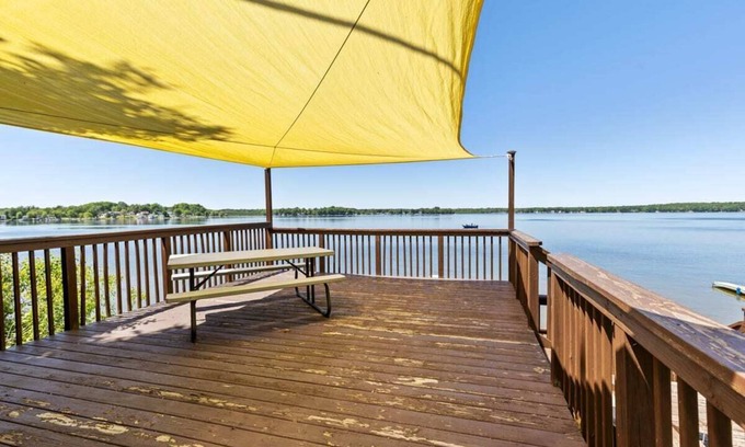 Chippewa Lake Cabina | Chippewa Bluffs Resort Spacious Combined 2BR 2BA Cabins