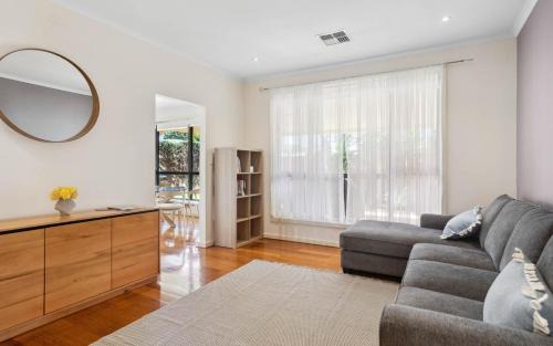 Hayborough Casa | Chiton Rocks Court - Mini Oasis by the Sea