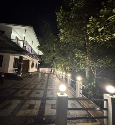 Rajakkad Casa | Chittadiyil Homestay