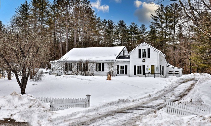 East Haven  Rutland County Otro | Chittenden Farmhouse: Historic 4BR/2BA, 20 Min to Killington, 7 Min to Mountaintop Resort