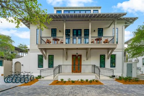 West Panama City Beach Casa | Chloe's Cottage and Carriage House
