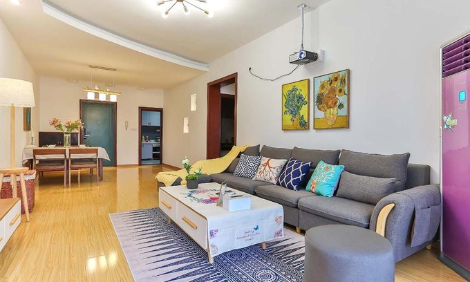 Yuzhong Apartamento | Chongqing Yuzhong·HongYaDong· Locals Apartment 00171430