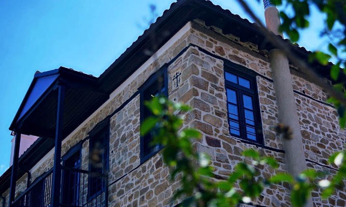 Arnaia Hotel | Chorostasi Mansion- Αρχοντικό Χοροστάσι